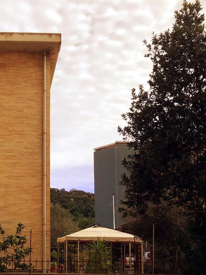 Euphorbia House, Confort E Intimità In Centro.